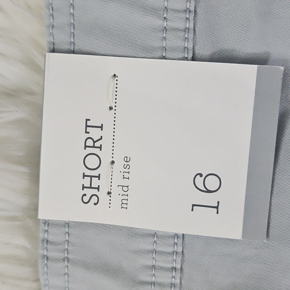 Style & Co Gray Mid-Rise Shorts 6.75" Inseam NWT - Picture 7 of 7